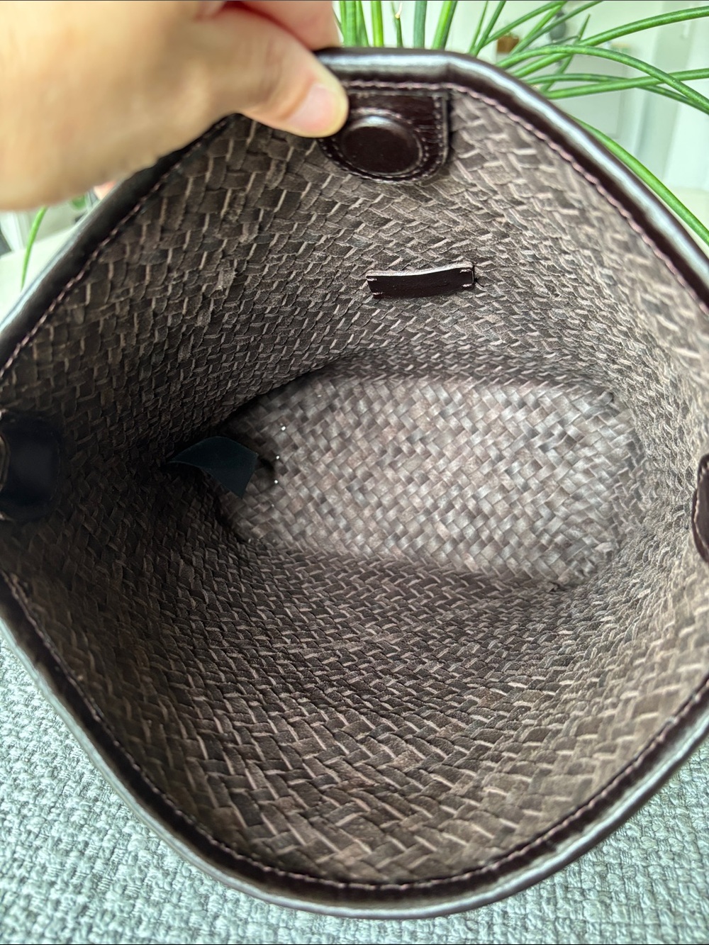 Madewell Signature Woven Shoulder Bag in Coffee Bean - Picture 6 of 7